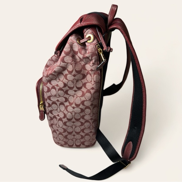 EUC COACH Sullivan Backpack in Signature Chambray WINE color CLEAN - Picture 14 of 14